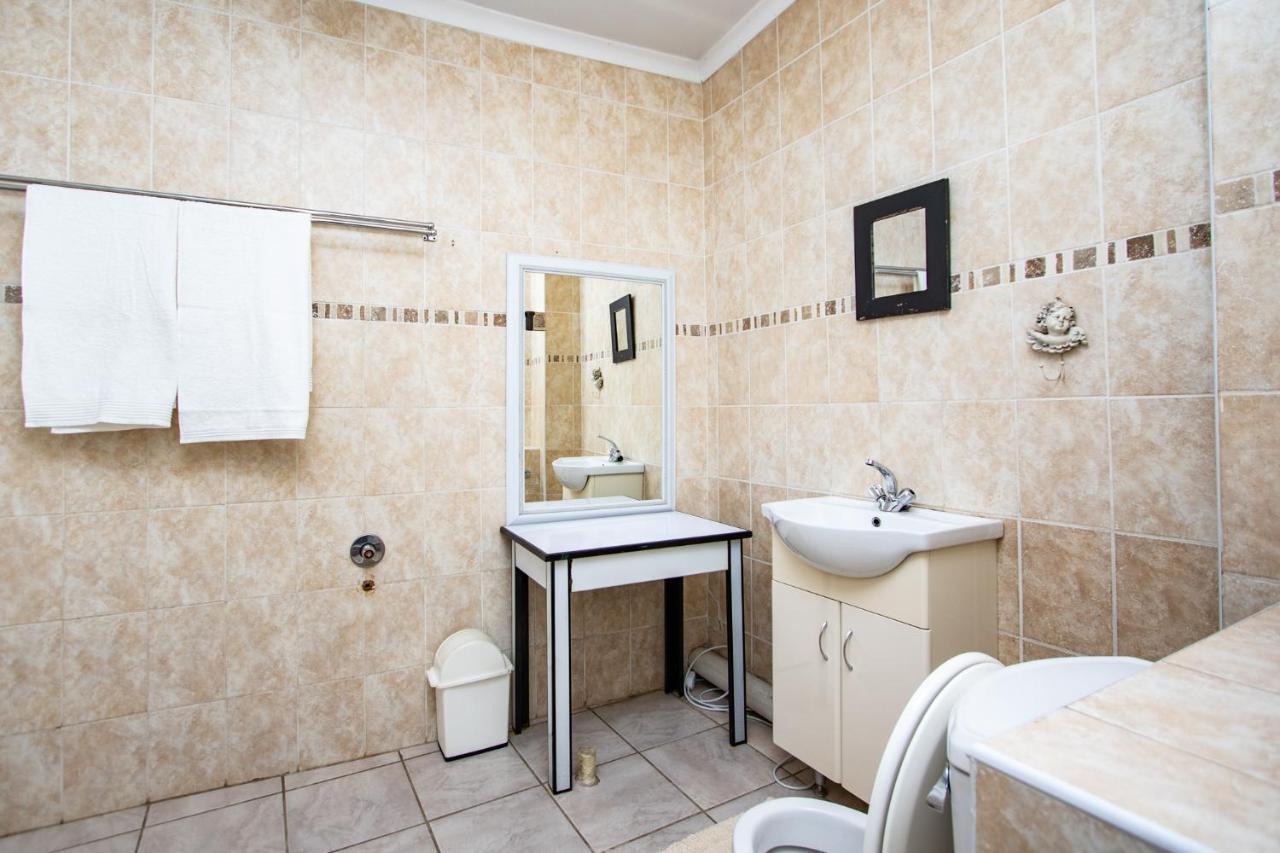 Willow Guest House Boksburg Dış mekan fotoğraf