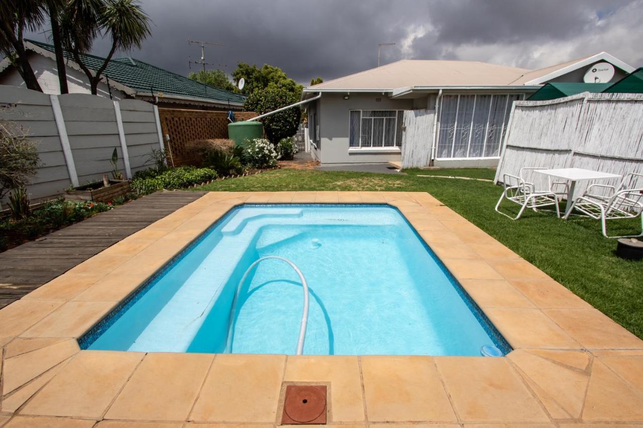 Willow Guest House Boksburg Dış mekan fotoğraf