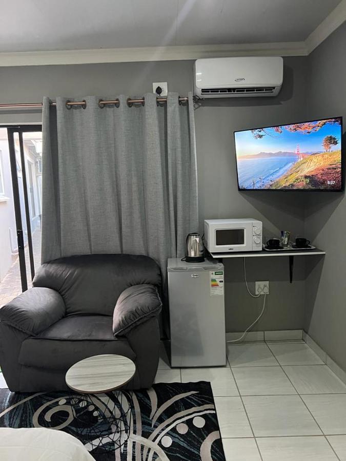Willow Guest House Boksburg Dış mekan fotoğraf